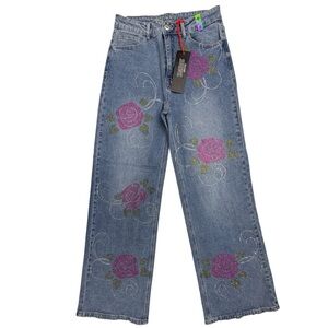NWT VBRT Women’s Denim Jeans Size 9 Rhinestone Flowers